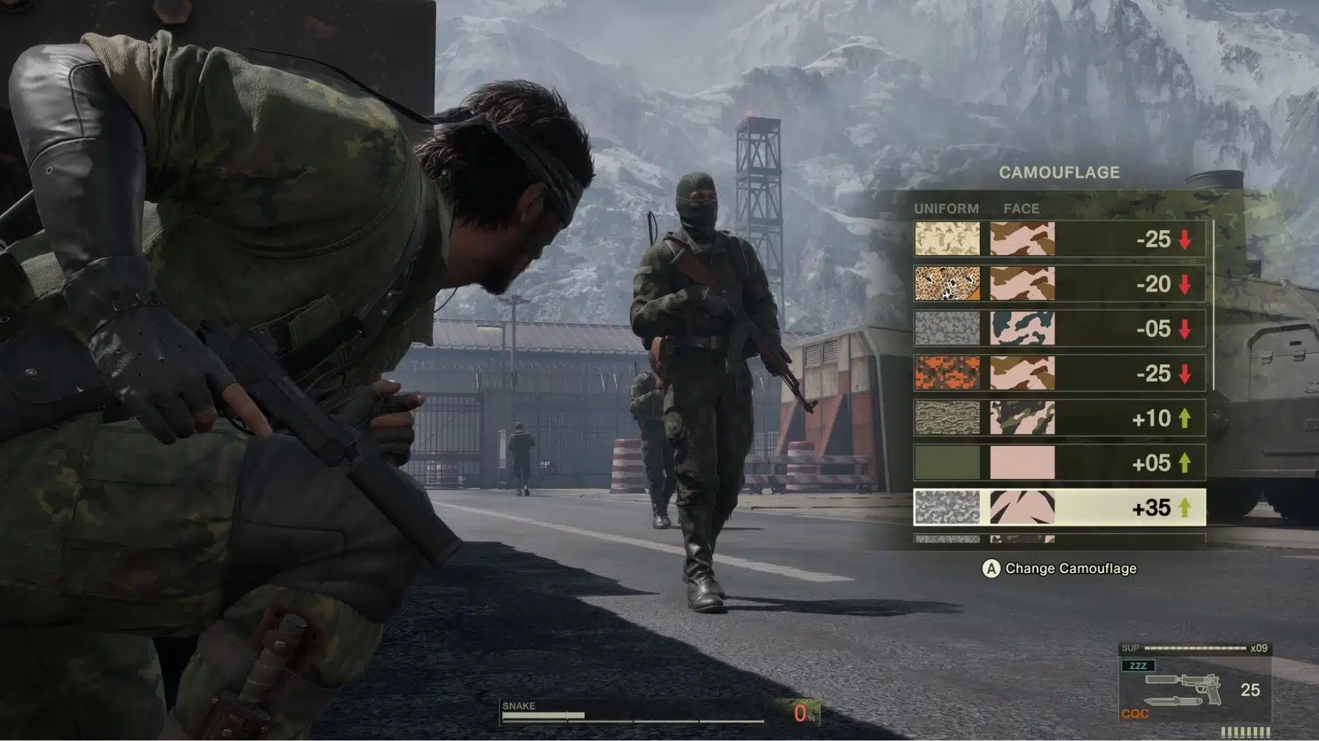 Metal Gear Solid Delta Snake Eater gameplay showing Snake using camouflage while approaching enemies